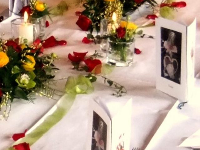 Gasthof „Zur Platte” - Waldrestaurant und Pension - Gedeckte Tische